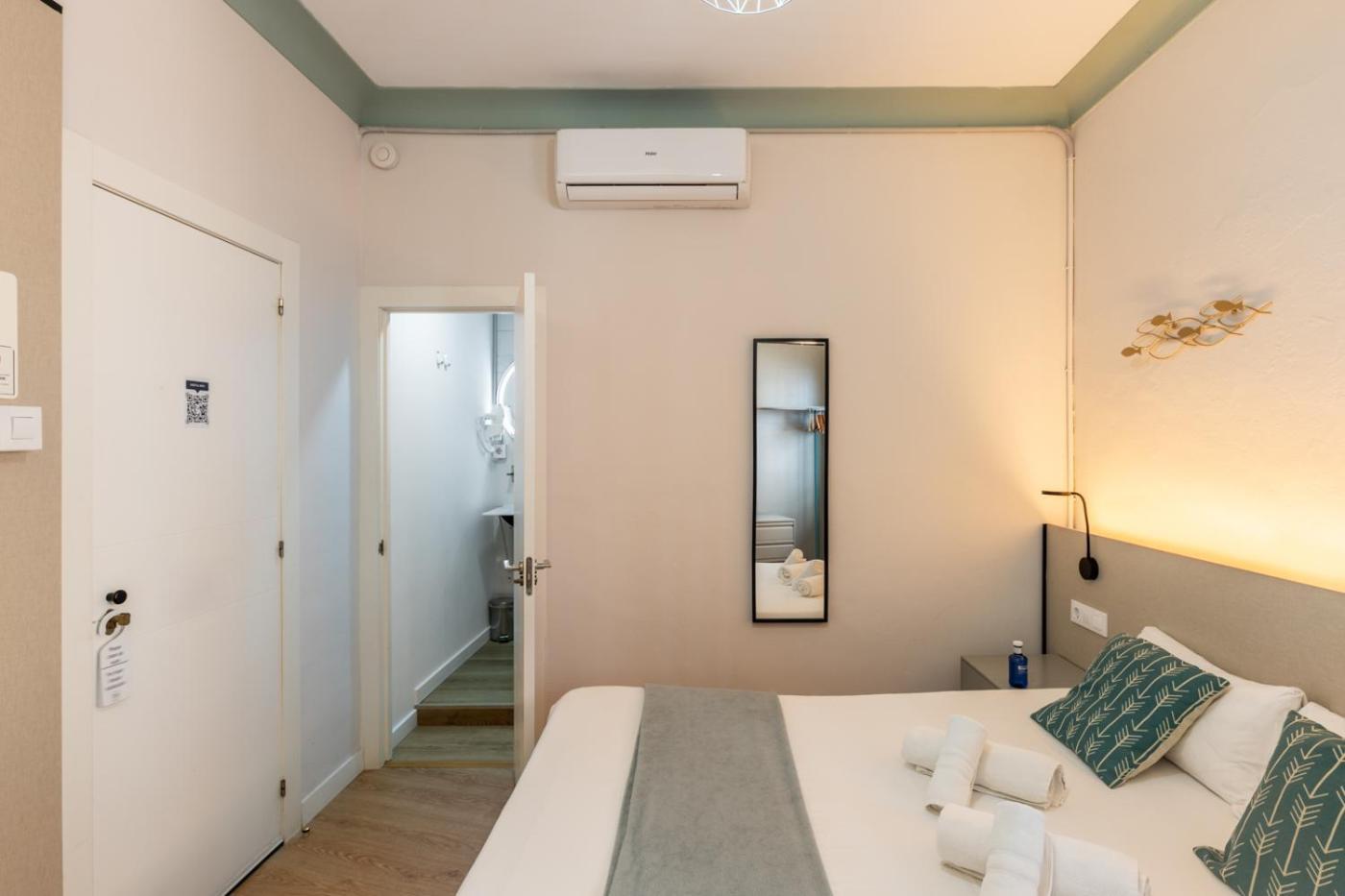 Regina Selfcheck-In Smart Rooms Palma de Mallorca Buitenkant foto