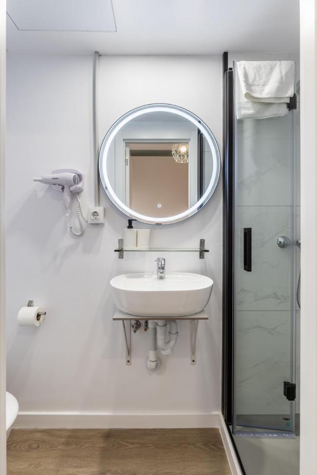 Regina Selfcheck-In Smart Rooms Palma de Mallorca Buitenkant foto